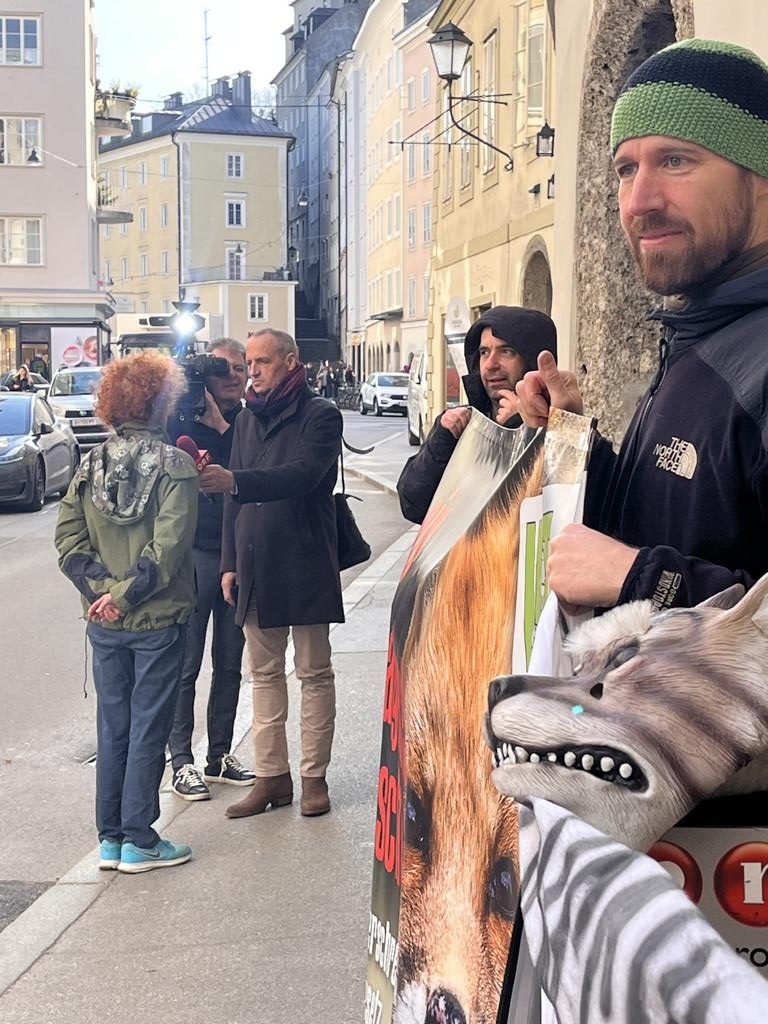 Protest gegen Vogelabschuss in Salzburg